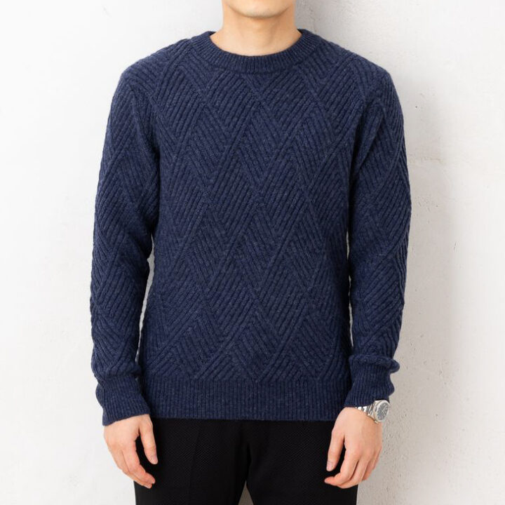 ダイヤ柄プルオーバーニット